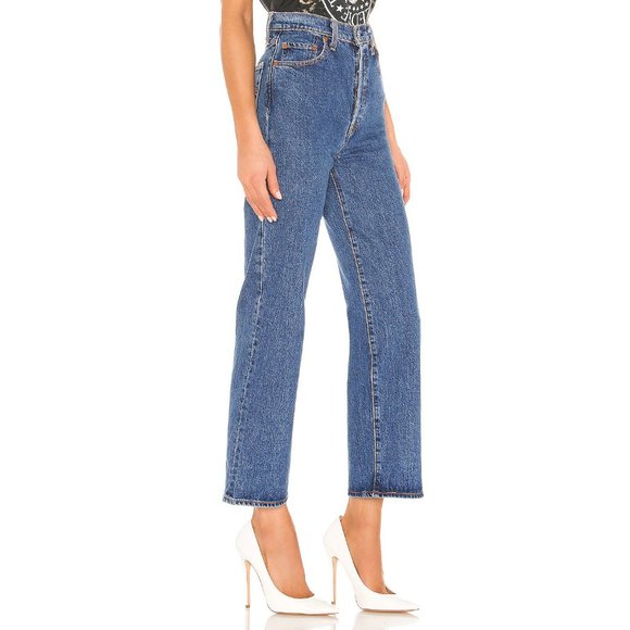 Levi's Ribcage Straight Jeans in Georgie - Picture 2 of 5